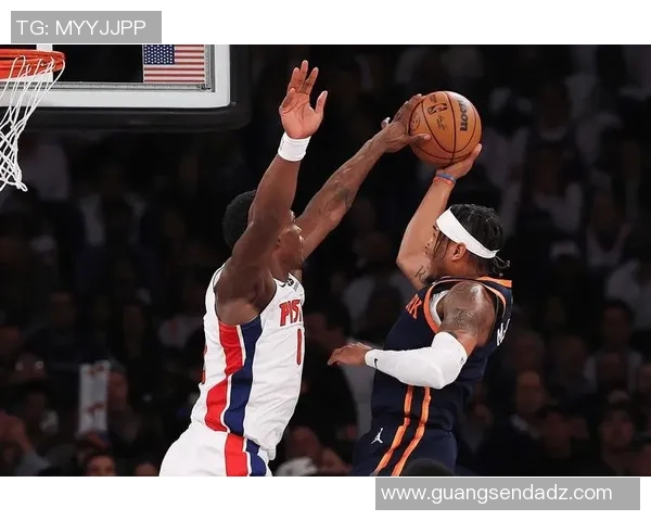 尼克斯与活塞2016年对决回顾：经典比赛瞬间与精彩表现分析